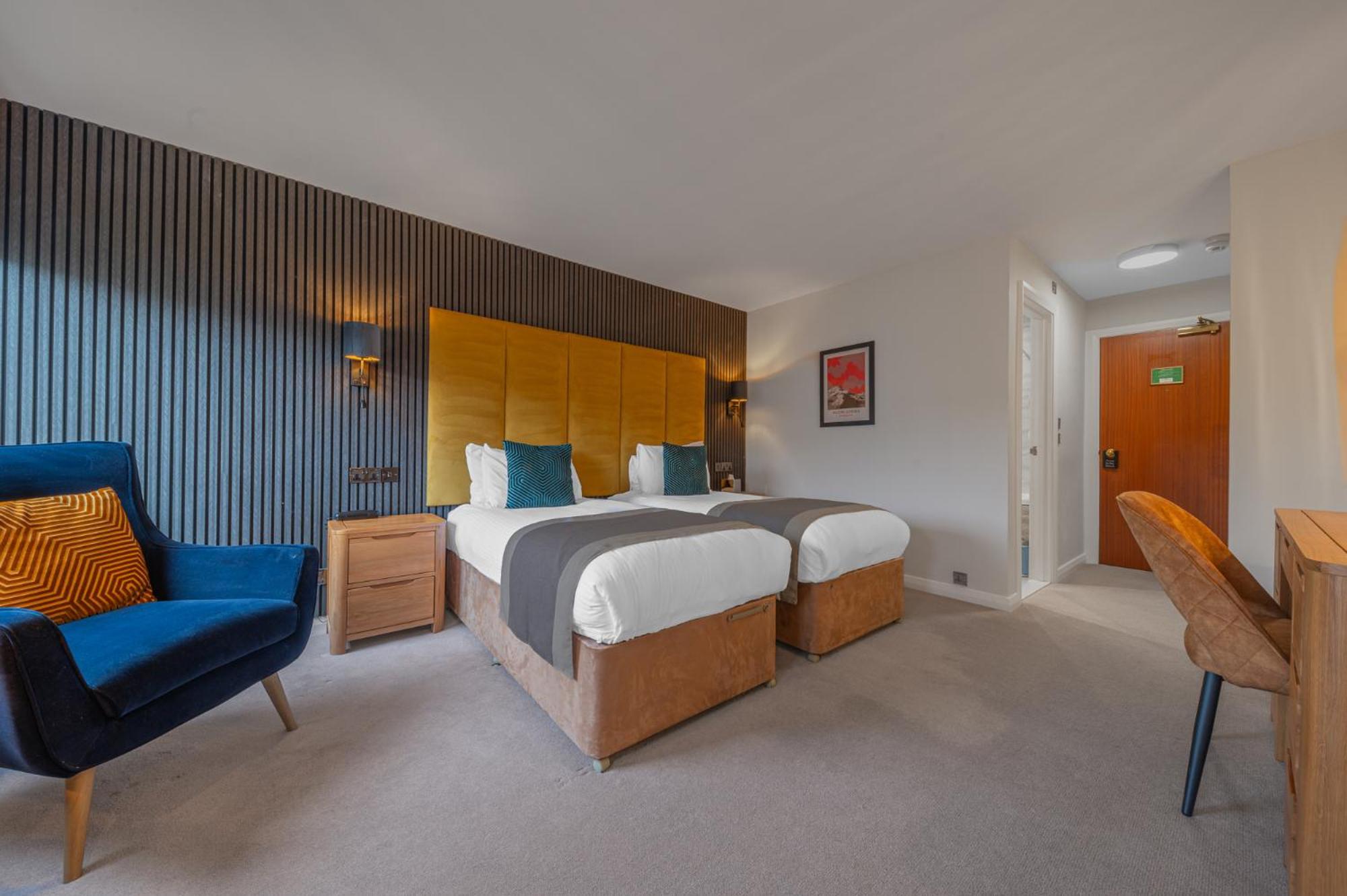 Crooklands Hotel 3*